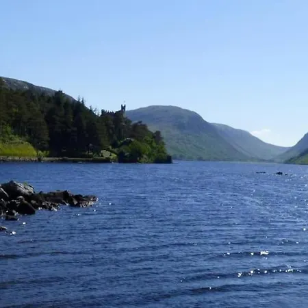 18 The Mullins Ντόνεγκαλ