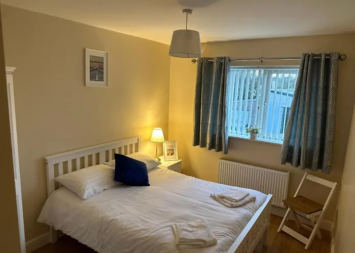 18 The Mullins * Donegal Town